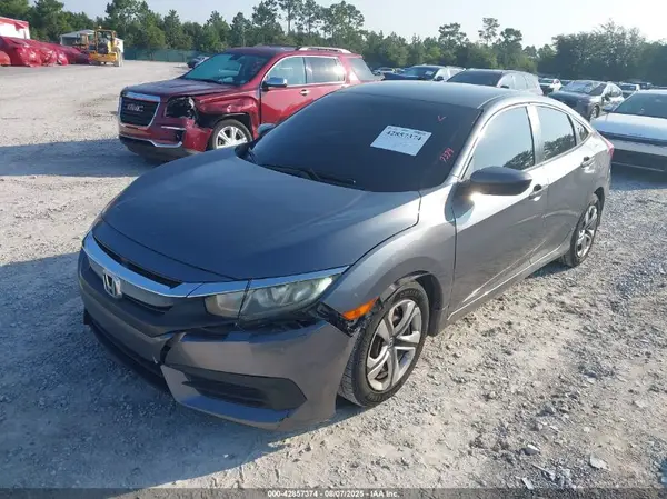 2HGFC2F59JH539683 2018 HONDA CIVIC - Image 2