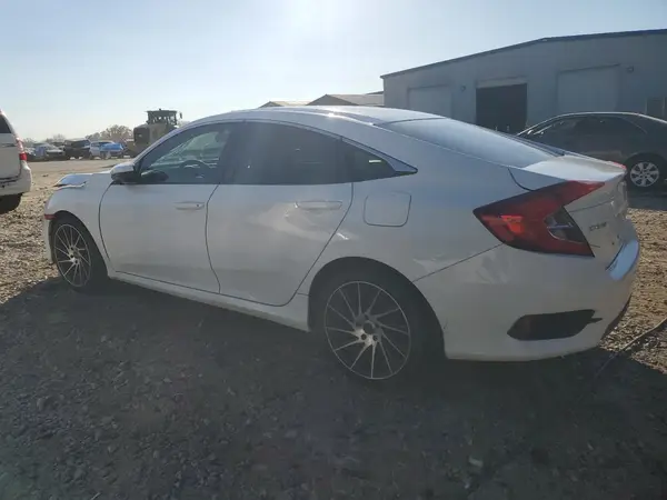 2HGFC2F59JH543071 2018 HONDA CIVIC - Image 2