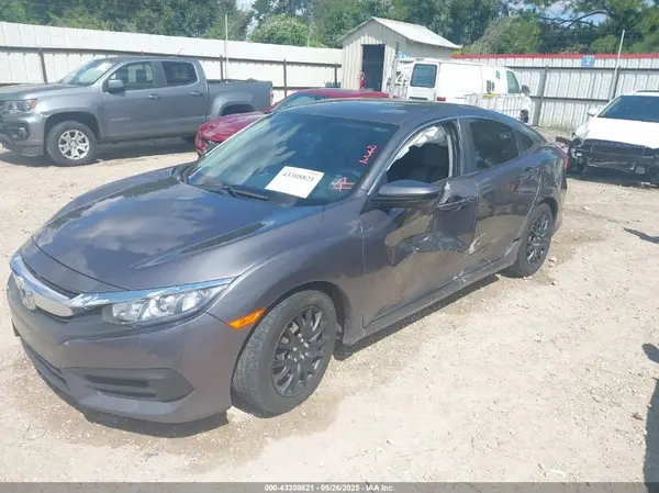 2HGFC2F59JH545760 2018 HONDA CIVIC - Image 2