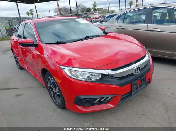 2HGFC2F59JH556953 2018 HONDA CIVIC - Image 1