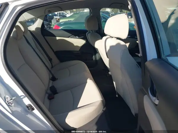 2HGFC2F59JH558086 2018 HONDA CIVIC - Image 8