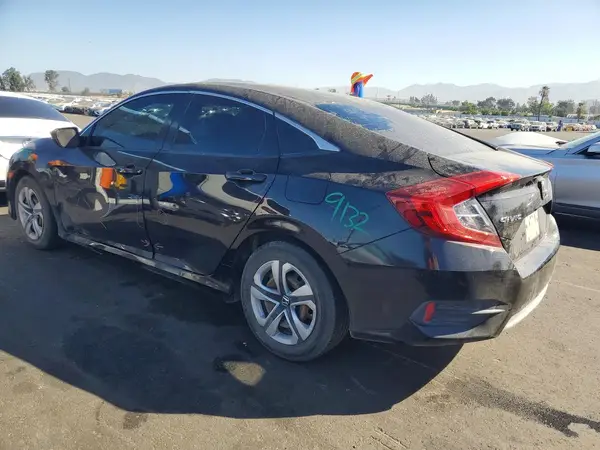 2HGFC2F59JH560114 2018 HONDA CIVIC - Image 2