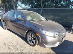 2HGFC2F59JH563532 2018 HONDA CIVIC