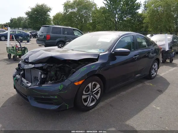 2HGFC2F59JH564325 2018 HONDA CIVIC - Image 2