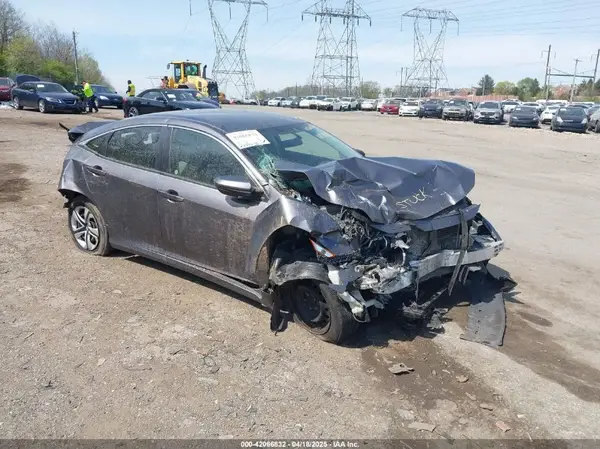 2HGFC2F59JH568052 2018 HONDA CIVIC - Image 1