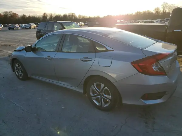 2HGFC2F59JH572022 2018 HONDA CIVIC - Image 2