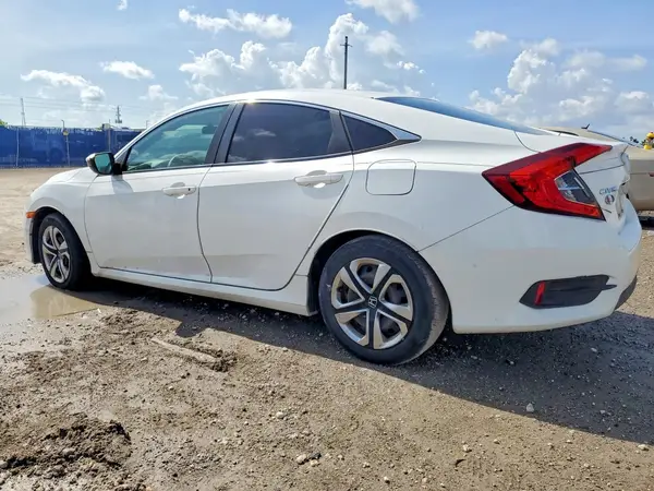 2HGFC2F59JH575518 2018 HONDA CIVIC - Image 2