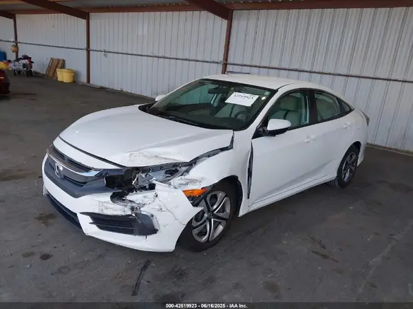 2HGFC2F59JH578189 2018 HONDA CIVIC - Image 2