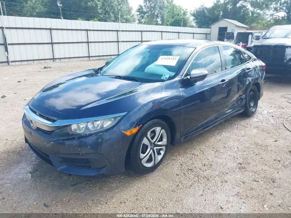 2HGFC2F59JH579343 2018 HONDA CIVIC - Image 2