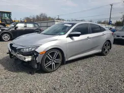 2HGFC2F59JH581898 2018 HONDA CIVIC
