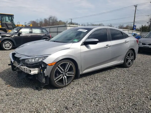 2HGFC2F59JH581898 2018 HONDA CIVIC - Image 1