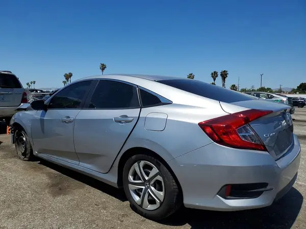 2HGFC2F59JH582565 2018 HONDA CIVIC - Image 2