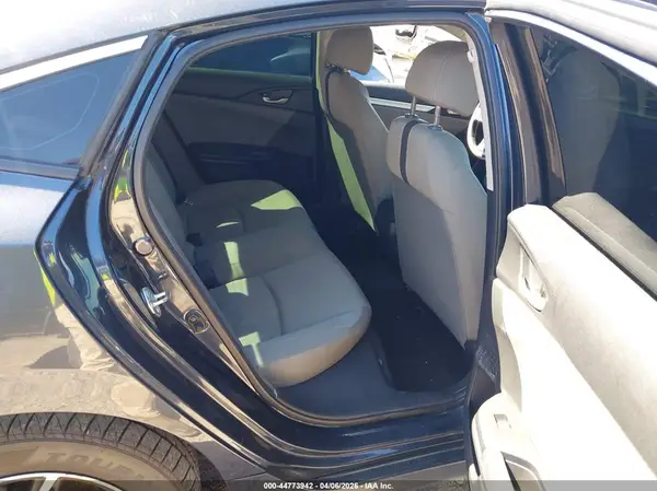 2HGFC2F59JH582890 2018 HONDA CIVIC - Image 8