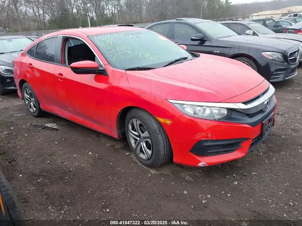 2HGFC2F59JH585787 2018 HONDA CIVIC - Image 1