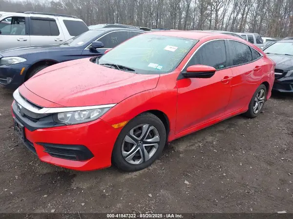 2HGFC2F59JH585787 2018 HONDA CIVIC - Image 2