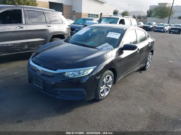 2HGFC2F59JH587412 2018 HONDA CIVIC - Image 2