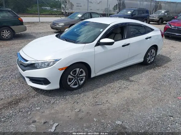 2HGFC2F59JH591816 2018 HONDA CIVIC - Image 2