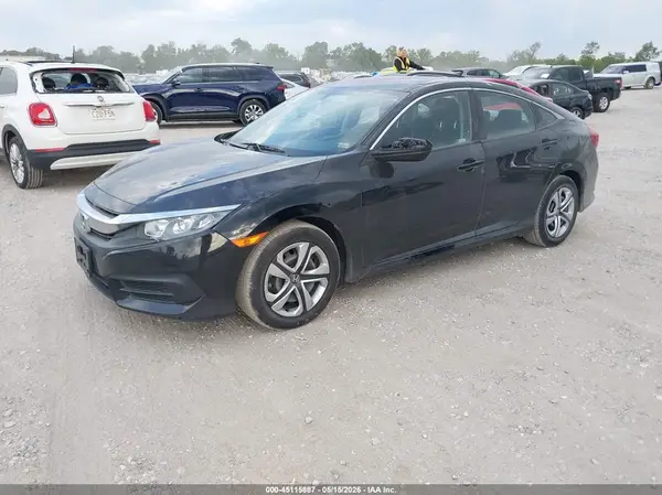 2HGFC2F59JH593565 2018 HONDA CIVIC - Image 2
