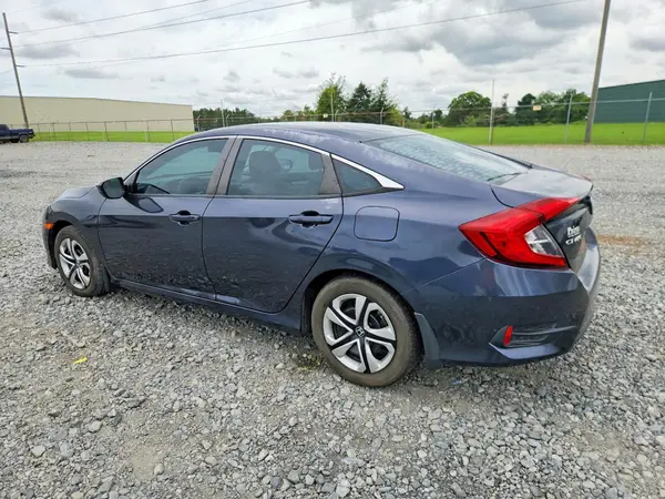 2HGFC2F59JH599639 2018 HONDA CIVIC - Image 2