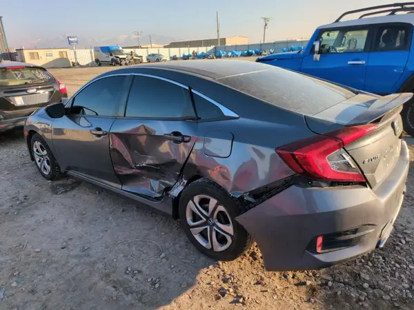 2HGFC2F59JH599916 2018 HONDA CIVIC - Image 2