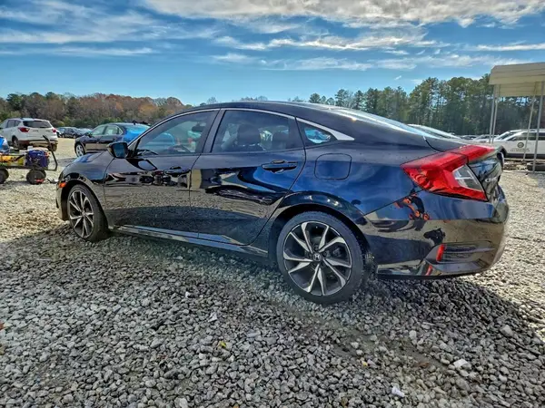 2HGFC2F59JH600711 2018 HONDA CIVIC - Image 2