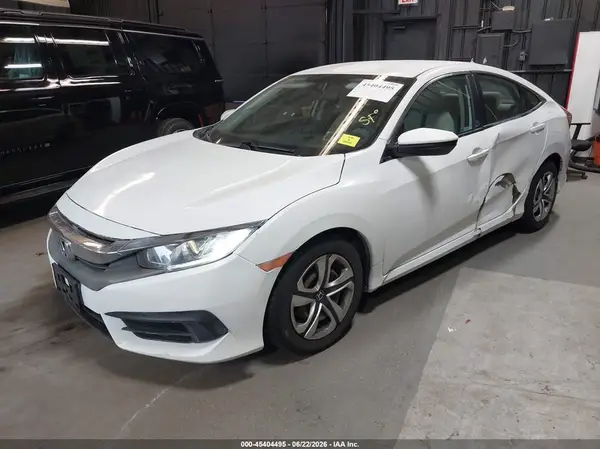 2HGFC2F59JH603253 2018 HONDA CIVIC - Image 2