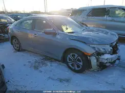 2HGFC2F5XHH007501 2017 HONDA CIVIC