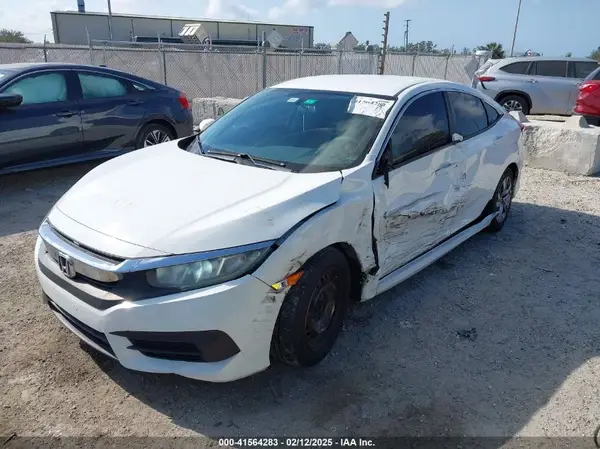 2HGFC2F5XHH543476 2017 HONDA CIVIC - Image 2