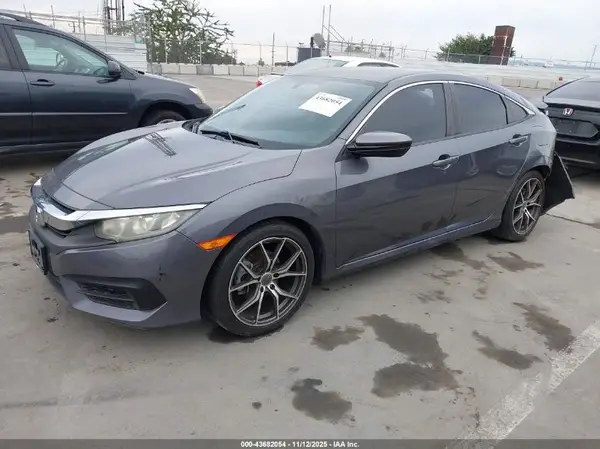 2HGFC2F5XHH548127 2017 HONDA CIVIC - Image 2