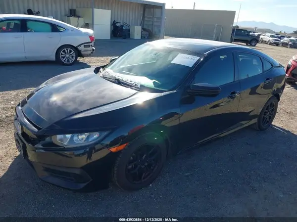 2HGFC2F5XHH554879 2017 HONDA CIVIC - Image 2