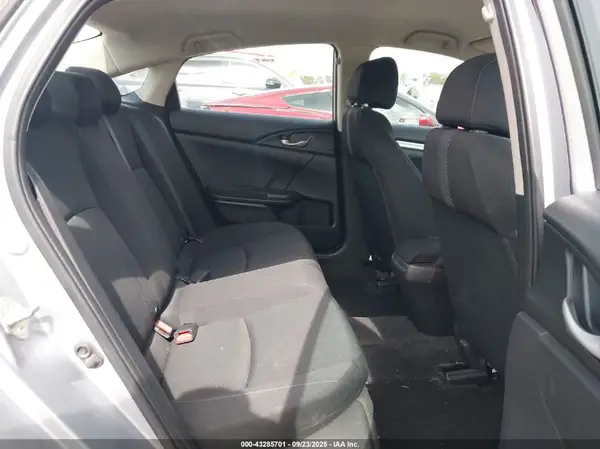 2HGFC2F5XHH555935 2017 HONDA CIVIC - Image 8