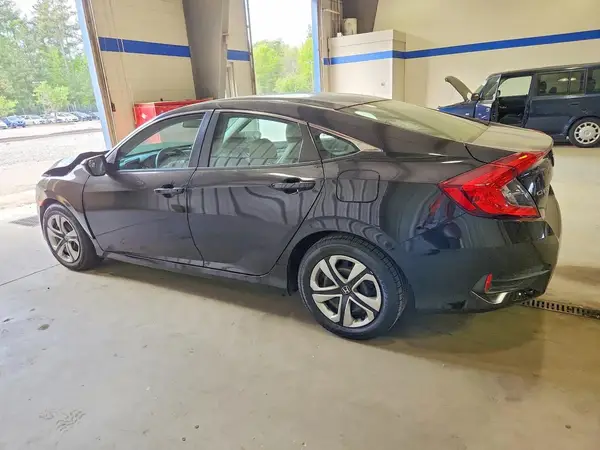 2HGFC2F5XHH573576 2017 HONDA CIVIC - Image 2