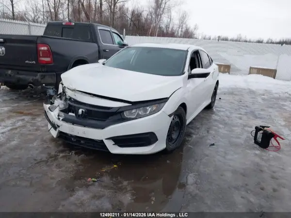 2HGFC2F5XJH006743 2018 HONDA CIVIC - Image 2