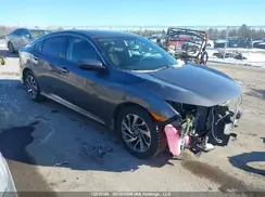 2HGFC2F5XJH006824 2018 HONDA CIVIC
