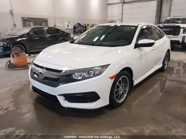2HGFC2F5XJH016057 2018 HONDA CIVIC - Image 2