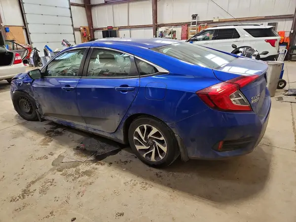 2HGFC2F5XJH035515 2018 HONDA CIVIC - Image 2