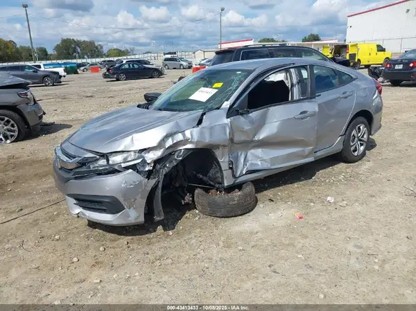 2HGFC2F5XJH517448 2018 HONDA CIVIC - Image 2