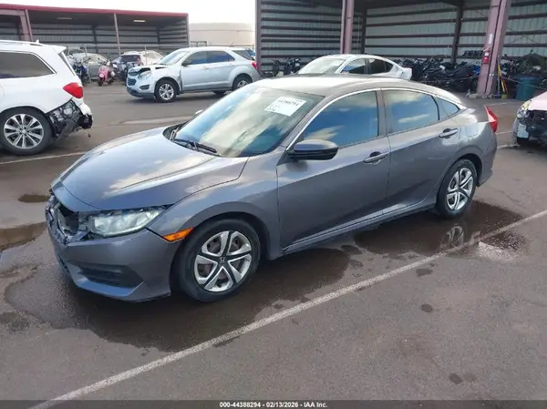 2HGFC2F5XJH525081 2018 HONDA CIVIC - Image 2