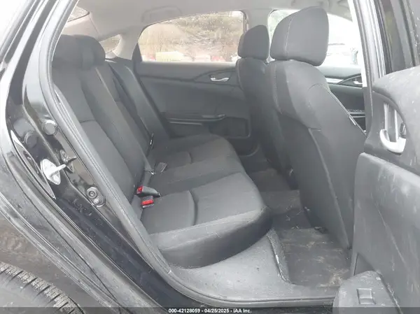 2HGFC2F5XJH530572 2018 HONDA CIVIC - Image 8