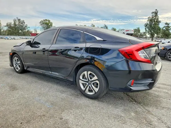 2HGFC2F5XJH534377 2018 HONDA CIVIC - Image 2