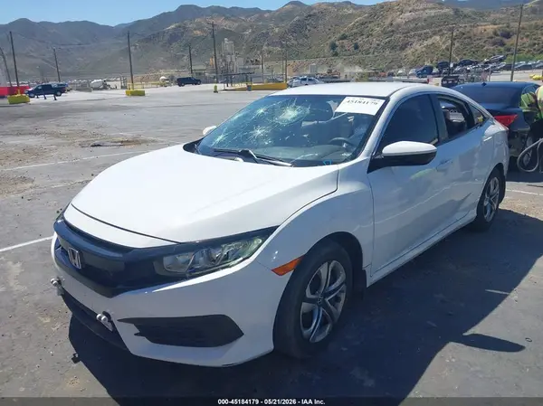 2HGFC2F5XJH536467 2018 HONDA CIVIC - Image 2