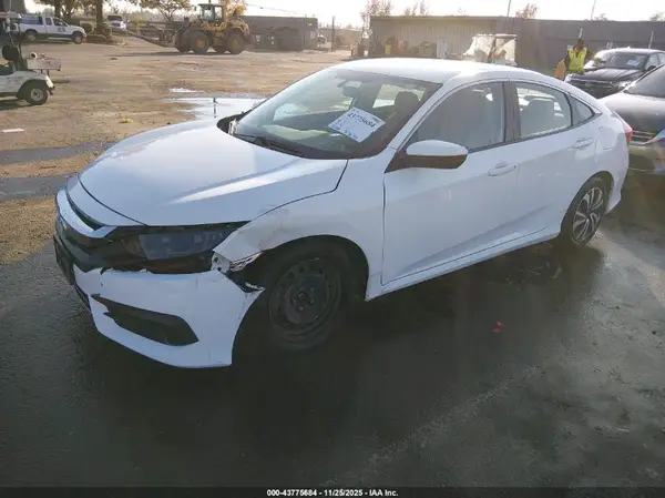 2HGFC2F5XJH536534 2018 HONDA CIVIC - Image 2