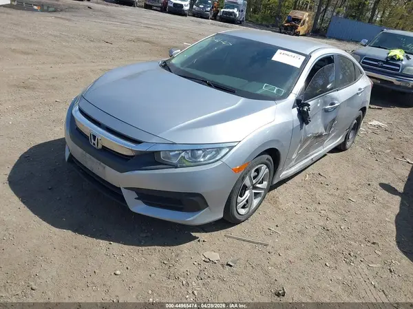 2HGFC2F5XJH537585 2018 HONDA CIVIC - Image 2