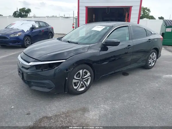 2HGFC2F5XJH538669 2018 HONDA CIVIC - Image 2