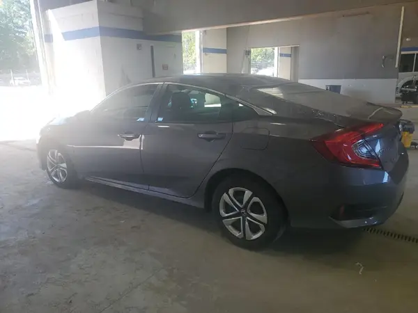 2HGFC2F5XJH539689 2018 HONDA CIVIC - Image 2