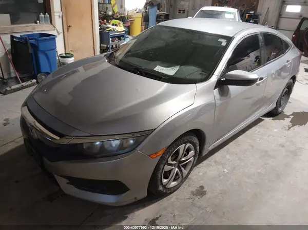 2HGFC2F5XJH542687 2018 HONDA CIVIC - Image 2