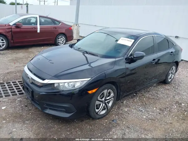 2HGFC2F5XJH551650 2018 HONDA CIVIC - Image 2