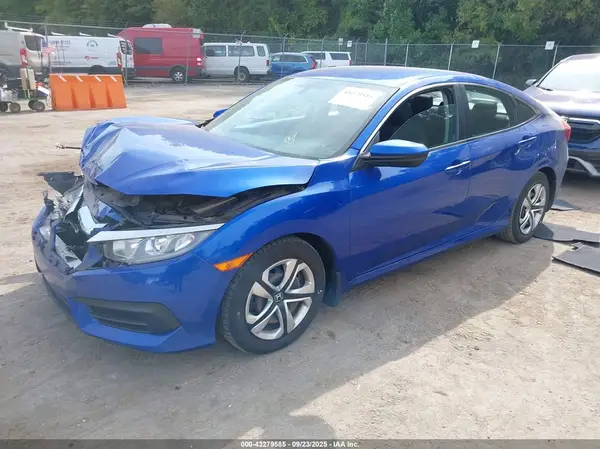 2HGFC2F5XJH551714 2018 HONDA CIVIC - Image 2