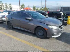 2HGFC2F5XJH565189 2018 HONDA CIVIC