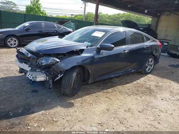 2HGFC2F5XJH565371 2018 HONDA CIVIC - Image 2
